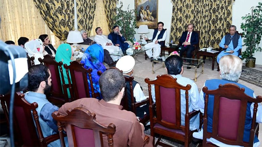 مسلم لیگ (ن) عوام کی خدمت پریقین رکھتی ہے،وزیراعظم