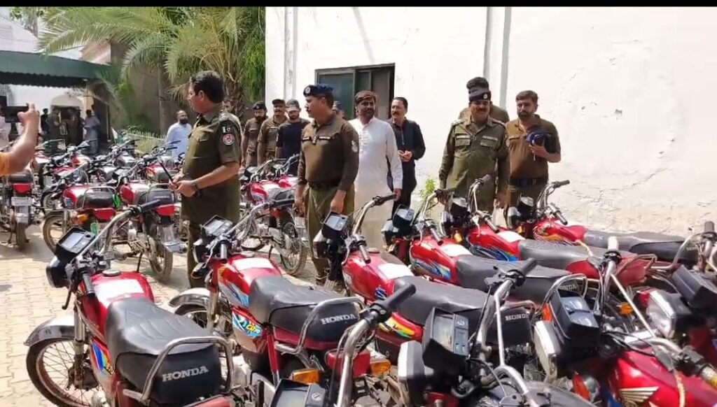 اینٹی وہیکل لفٹنگ سٹاف جھنگ نے رواں ماہ 35 موٹرسائیکل برآمد کرلئے