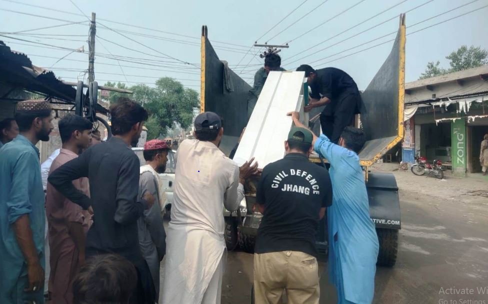 جھنگ میں غیر قانونی آئل ایجنسیوں کے خلاف کریک ڈاؤن