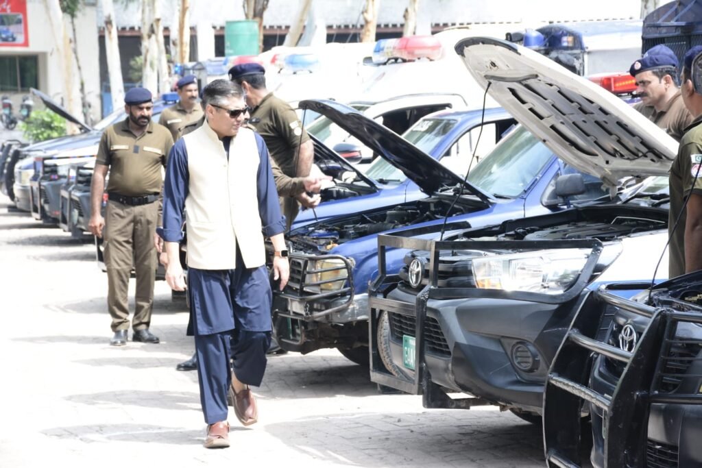 ڈی پی او کیپٹن (ر) بلال افتخار کیانی کی طرف سے پولیس کے زیر استعمال تمام گاڑیوں کی انسپکشن