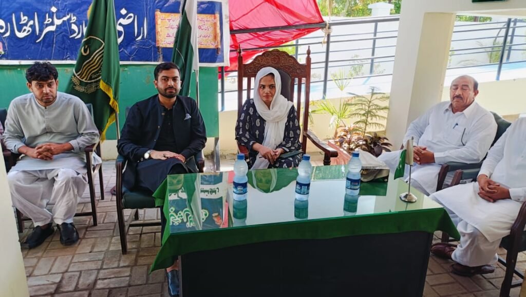 ایڈیشنل ڈپٹی کمشنر ریونیو مرحبا نعمت نے تحصیل اٹھارہ ہزاری میں کھلی کچہری