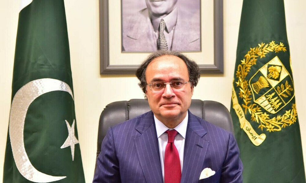 وزیرخزانہ عالمی بینک اورآئی ایم ایف کے اجلاسوں میں شرکت کیلئے امریکہ روانہ