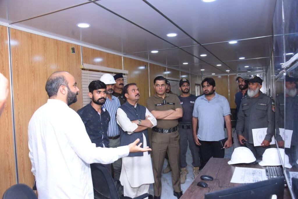 ڈی پی او کیپٹن (ر) بلال افتخار کیانی کا ڈپٹی کمشنر علی اکبر بھنڈر کے ہمراہ ایل این جی پاور پلانٹ اور پنجاب تھرمل پاور پلانٹ کا دورہ
