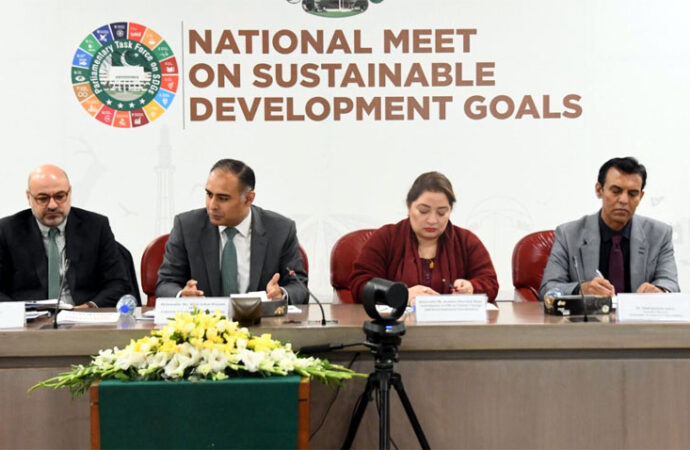 پاکستان میں موسمیاتی تبدیلی کے چیلنجز سے نمٹنے کے عزم کا اعادہ