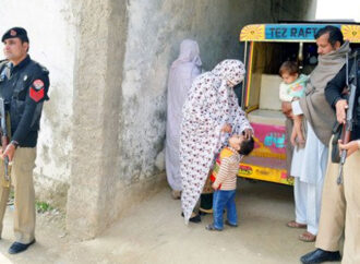 کرک،انسدادپولیوٹیم پرحملے میں ایک پولیس اہلکارشہید