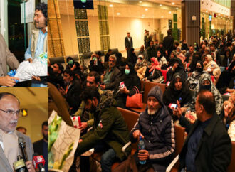 شام میں پھنسے 318 پاکستانی وطن پہنچ گئے،وفاقی وزیر احسن اقبال کا استقبال