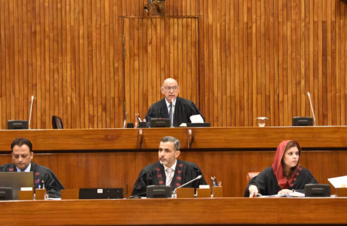 سینیٹ اجلاس:ضابطہ اخلاق کی خلاف ورزی کرنے والے ٹی وی چینلز کیخلاف کارروائی سے آگاہ کیاگیا