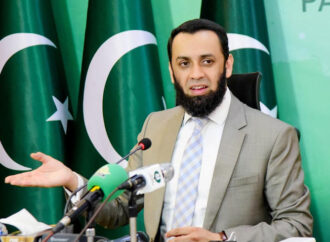 پی ٹی آئی مظاہرین پر فائرنگ کا جھوٹا بیانہ پیش کر رہی ہے،تارڑ