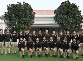 آرمی چیف کی مشق کیمبرین پٹرول میں گولڈمیڈل حاصل کرنے والی ٹیم سے ملاقات