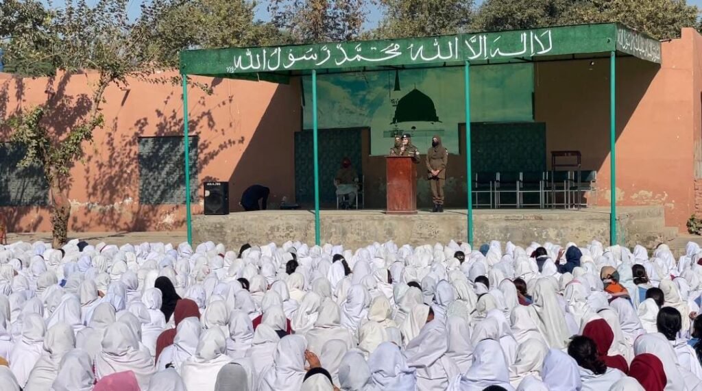 بچوں کو جنسی تشدد سے بچانے کیلئے جھنگ پولیس کی طرف سے آگاہی سیمینارکا انعقاد
