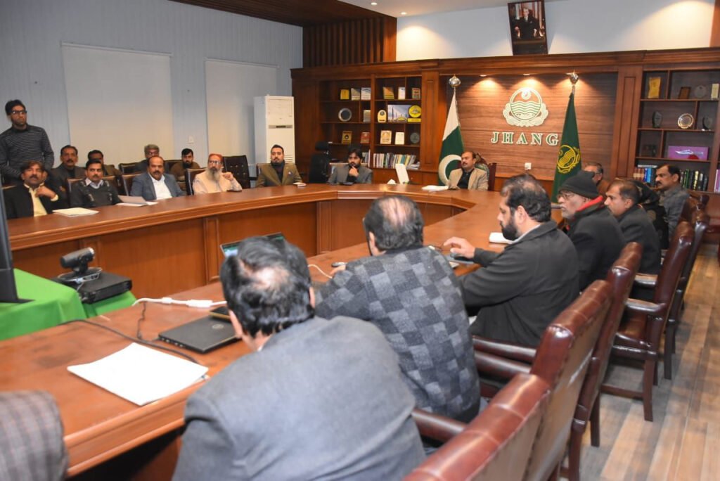 ڈپٹی کمشنر کی زیر صدارت پرائس کنٹرول مجسٹریٹس کی روزانہ کی کارکردگی کے حوالہ سے جائزہ اجلاس