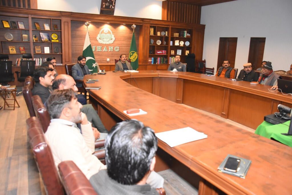 ڈپٹی کمشنر علی اکبر بھنڈر کی زیر صدارت پرائس کنٹرول مجسٹریٹس کی روزانہ کی کارکردگی کے حوالہ سے جائزہ اجلاس