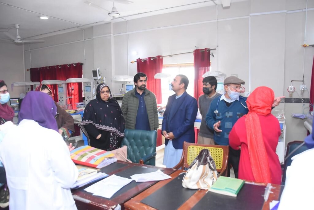 ضلع بھر میں صحت عامہ کے لیے سروس ڈیلیوری کے معیار کو بہتر بنایا جا رہا ہے۔ ڈپٹی کمشنر