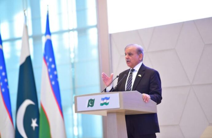 وزیراعظم کا افغانستان سے گزرنے والے ریلوے منصوبے کیلئے پاکستان کے عزم کا اظہار