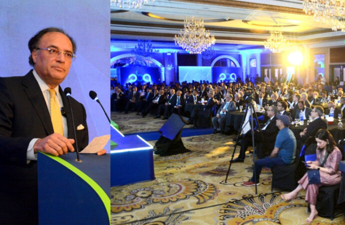 قومی معیشت استحکام کی جانب بڑھ رہی ہے:اورنگزیب