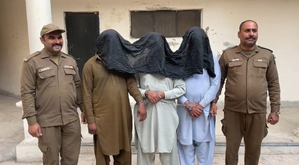 رواں ماہ کے دوران پولیس کی کارکردگی رپورٹ جاری، 120 اشتہاری مجرمان اور 43 عدالتی مفروران کو گرفتار، 103 منشیات فروشوں اور 67 ناجائز اسلحہ رکھنے والوں کو حراست میں لیا گیا
