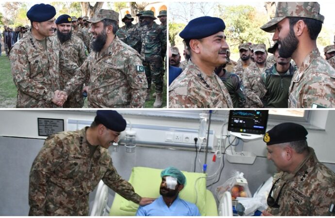 فوج دہشتگردی کیخلاف جنگ میں کردار ادا کرتی رہے گی، آرمی چیف