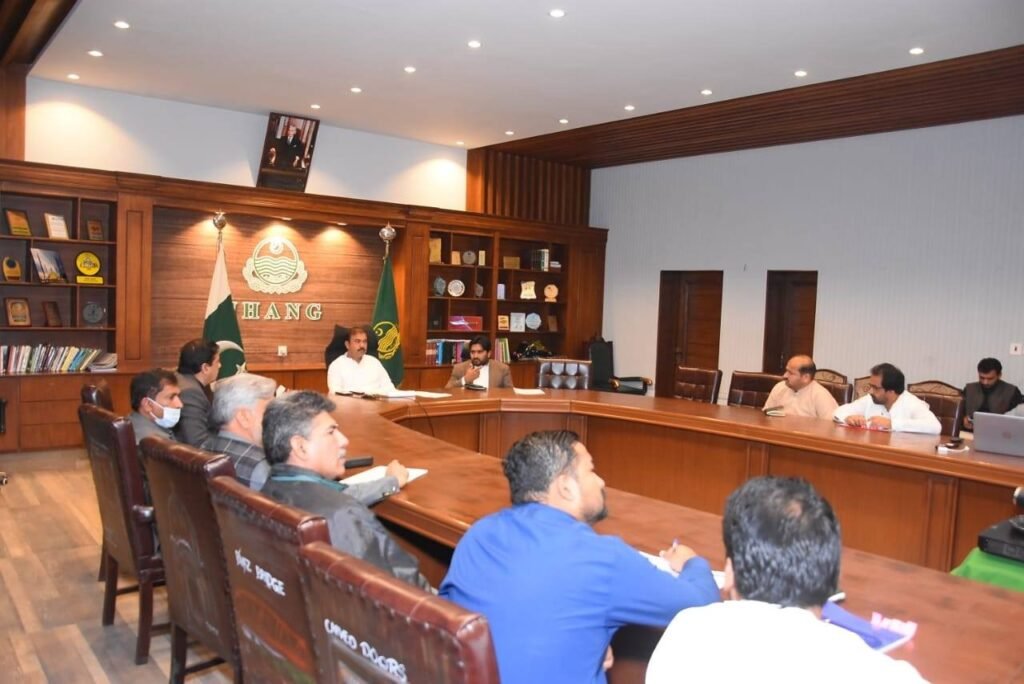 ڈپٹی کمشنر علی اکبر بھنڈر کی زیر صدارت ڈسٹرکٹ ڈویلپمنٹ کمیٹی کا اجلاس