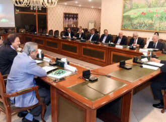 چینی کی مصنوعتی قلت کرنیوالوں سے آہنی ہاتھ سےنمٹا جائیگا،ڈار