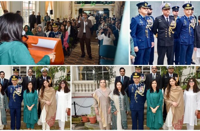 پیرس میں پاکستانی سفارتخانے میں یوم پاکستان کی مناسبت سے پرچم کشائی کی تقریب
