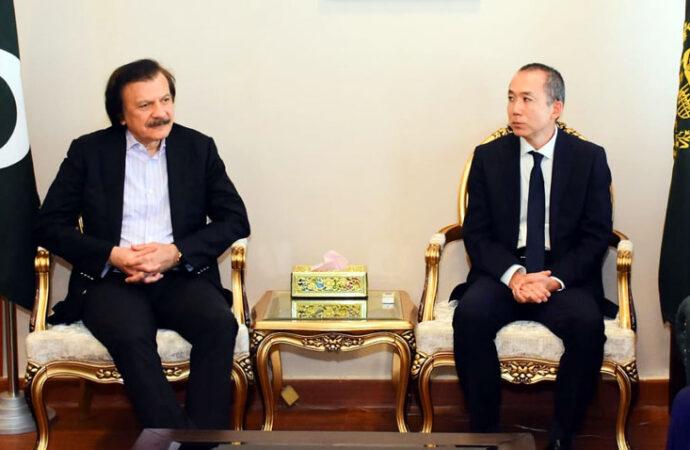 پاکستان اور جاپان کے درمیان صنعتی و تجارتی تعاون کے فروغ پر تبادلہ خیال