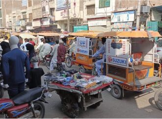 شہر بھر میں تجاوزات دکانداروں اور انتظامیہ کے درمیان انکھ مچولی