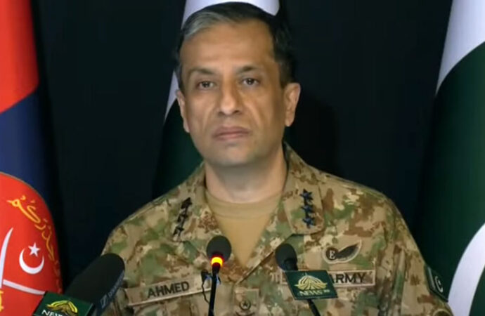 یقینی اور ناقابلِ تردید شواہد سے ثابت ہوتا ہے کہ بھارت ریاستی سرپرستی میں پاکستان کے خلاف سرحد پار دہشت گردی کر رہا ہے۔لیفٹیننٹ جنرل احمد شریف چوہدری