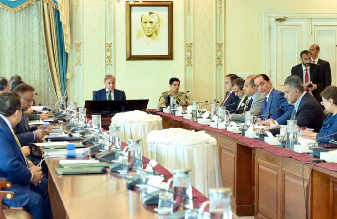 ملکی برآمدات میں اضافہ حکومت کی اولین ترجیح ہے،وزیراعظم