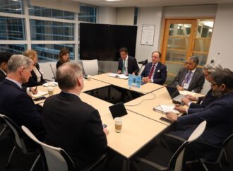 عالمی بینک اور آئی ایم ایف سپرنگ اجلاس کے موقع پر وزیرخزانہ کی ڈیلوئٹ ٹیم سے ملاقات