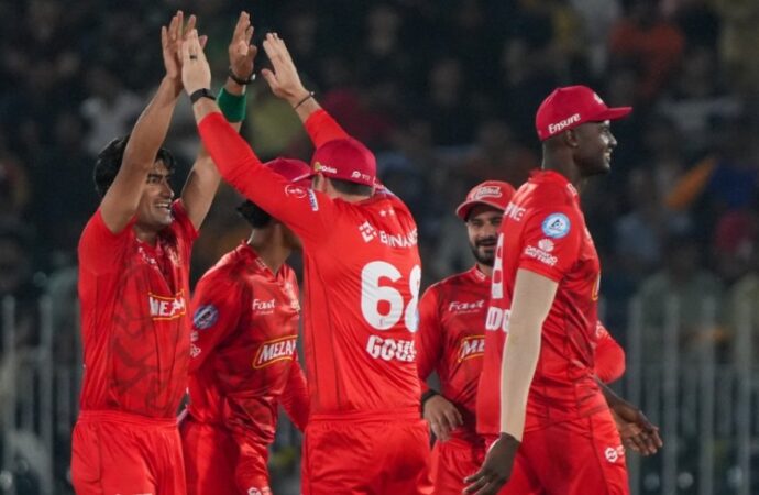 پی ایس ایل، اسلام آباد یونائیٹڈ نے پشاور زلمی کو102رنز سے ہرادیا