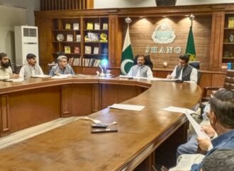 ڈپٹی کمشنر علی اکبر بھنڈر کی زیر صدارت گندم کی نئی خریدداری پالیسی سے متعلقہ میٹنگ کا انعقاد ہوا۔