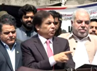 ریلوے اراضی پر تجاوزات کے خلاف مہم شروع کردی،حنیف عباسی