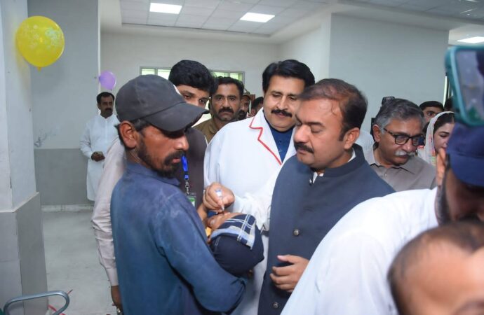 ڈپٹی کمشنرعلی اکبر بھنڈر نے  پانچ روزہ انسداد پولیو مہم کا افتتاح کردیا