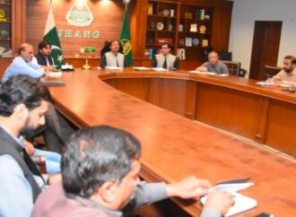 ڈپٹی کمشنر علی اکبر بھنڈرنے آئندہ 21اپریل سے شروع ہونے والی انسدادِ پولیو مہم بارے جائزہ اجلاس کی صدارت کی