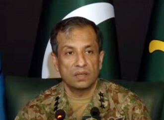 بھارت اپنی داخلی ناکامیوں کا ملبہ پاکستان پر ڈال رہا ہے: ڈی جی آئی ایس پی آر احمد شریف چوہدری