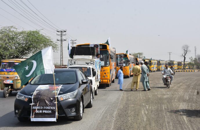 چناب کالج کی جانب سےشہداء آپریشن “بنیان مرصوص” کو خراج عقیدت ور افواجِ پاکستان کو زبردست خراجِ تحسین