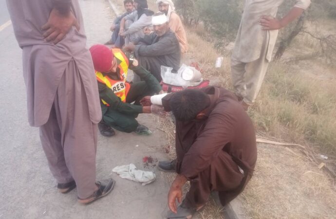 2 مختلف حآدثات میں 5 افراد زخمی ، ریسکیو1122