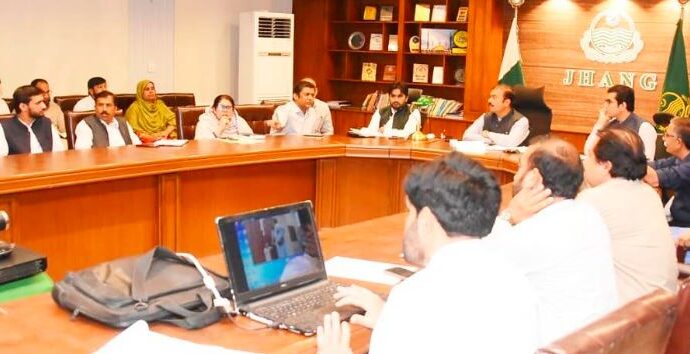 ڈپٹی کمشنر علی اکبر بھنڈر کی زیر صدارت آئندہ شروع ہونے والی انسدادپولیو مہم کی تیاریوں کے حوالہ سے اجلاس کا انعقاد