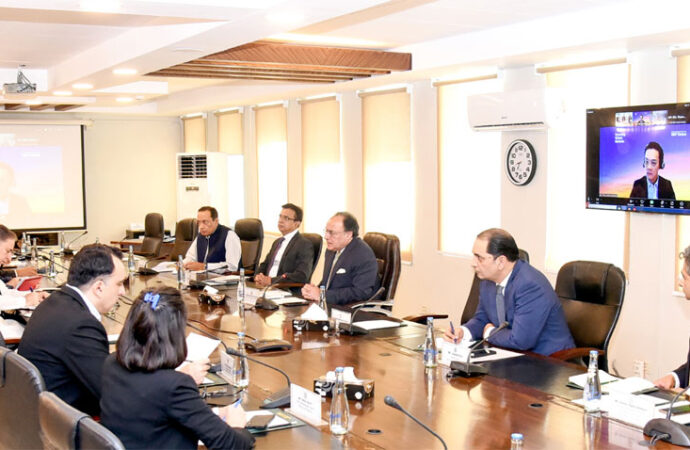 وزیرخزانہ کا پائیدارمعاشی ترقی کے حصول کے عزم کا اعادہ