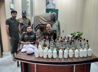 علاقہ تھانہ سٹی سے تین منشیات فروش رنگے ہاتھوں گرفتار