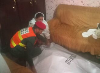 محلہ کپائیاں شوہر نے اپنی 32 سالہ بیوی کو تیز دھار آلے سے قتل کردیا، ریسکیو