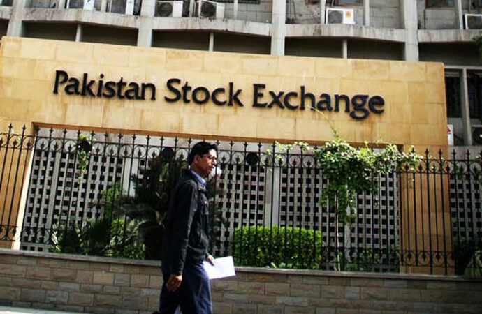 پاکستان سٹاک مارکیٹ ایک لاکھ پچیس ہزارپوائنٹس کی نفسیاتی حد عبورکرگئی