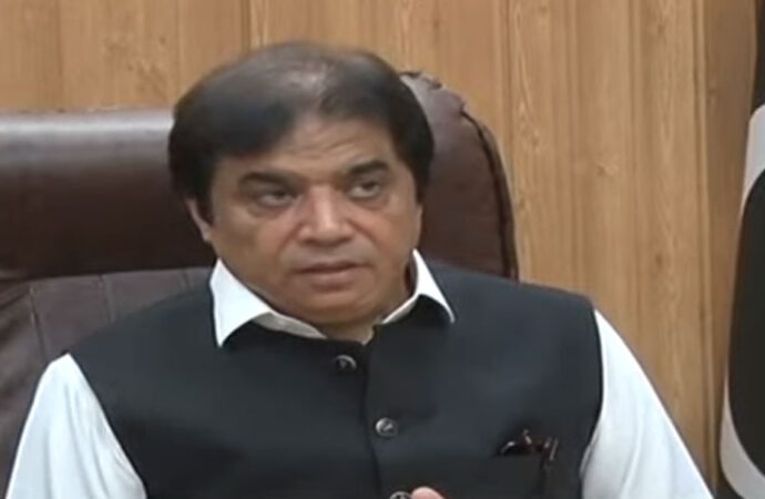 پاکستان ریلوے کی وسطی ایشیا تک توسیع، 155 اسٹیشنز سولر پر منتقل، 40 سے زائد ٹرینوں میں مفت وائی فائی سروس کا آغاز،حنیف عباسی