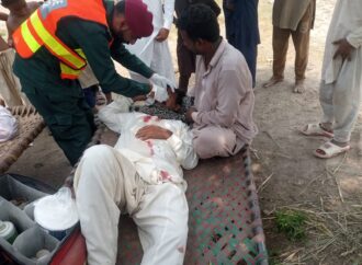 احمد پور سیال کچا روڈ پر نیکو کارہ روڈ پر موٹرسائیکل سلپ ہونے سے 2 افراد زخمی