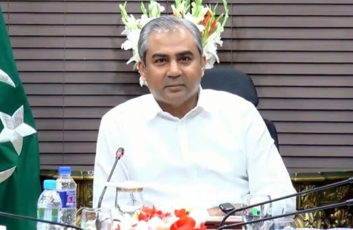 وزیر داخلہ کا شہریوں کیلئے عوامی خدمات کو آسان بنانے کے عزم کا اعادہ