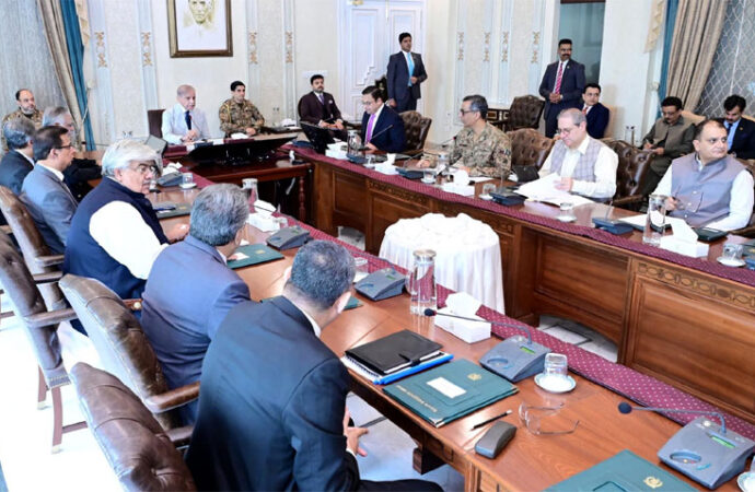 وزیراعظم کی شپنگ سیکٹرمیں سرمایہ کاری کی حوصلہ افزائی کرنے کی ہدایت