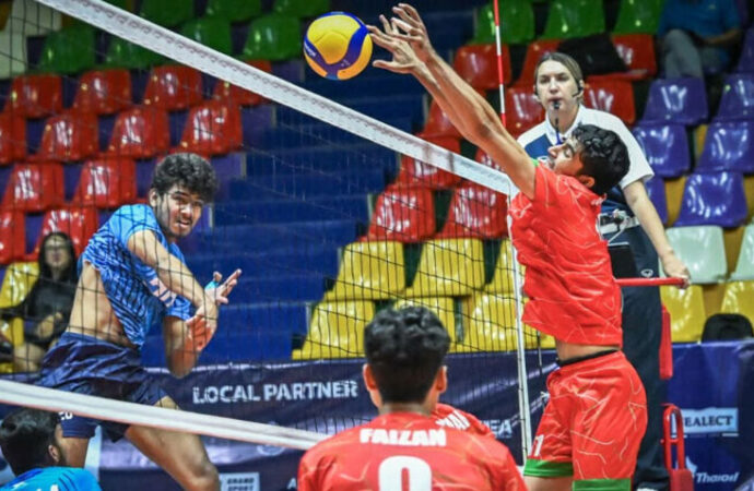 پاکستان بھارت کو ہرا کر ایشین انڈر 16 والی بال چیمپئن شپ کے فائنل میں پہنچ گیا