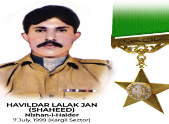 کارگل کے ہیرو حوالدار لالک جان شہید نشان حیدر کا یوم شہادت آٓج منایا جارہا ہے