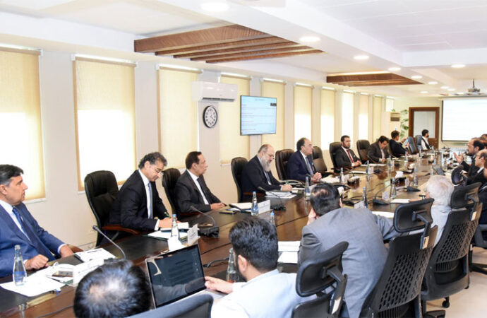 نیشنل ٹیرف پالیسی پاکستان کی تجارتی پالیسی کا بنیادی ستون ہے، وزیرخزانہ