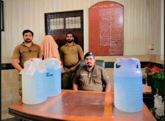 جھنگ پولیس کی نشہ مکاؤ مہم،گزشتہ چوبیس گھنٹوں کے دوران ضلع بھر سے 16 منشیات فروش رنگے ہاتھوں گرفتار